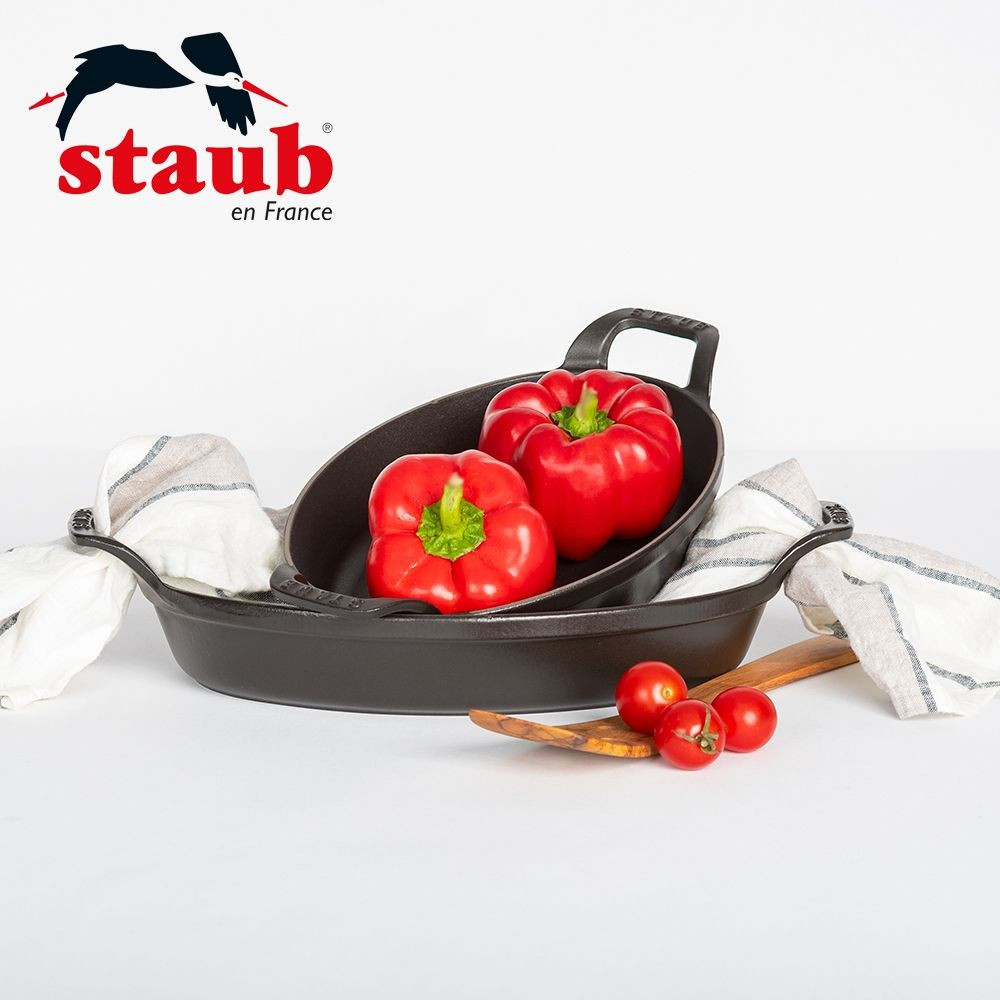 Litoželezna ovalna ponev 28 cm