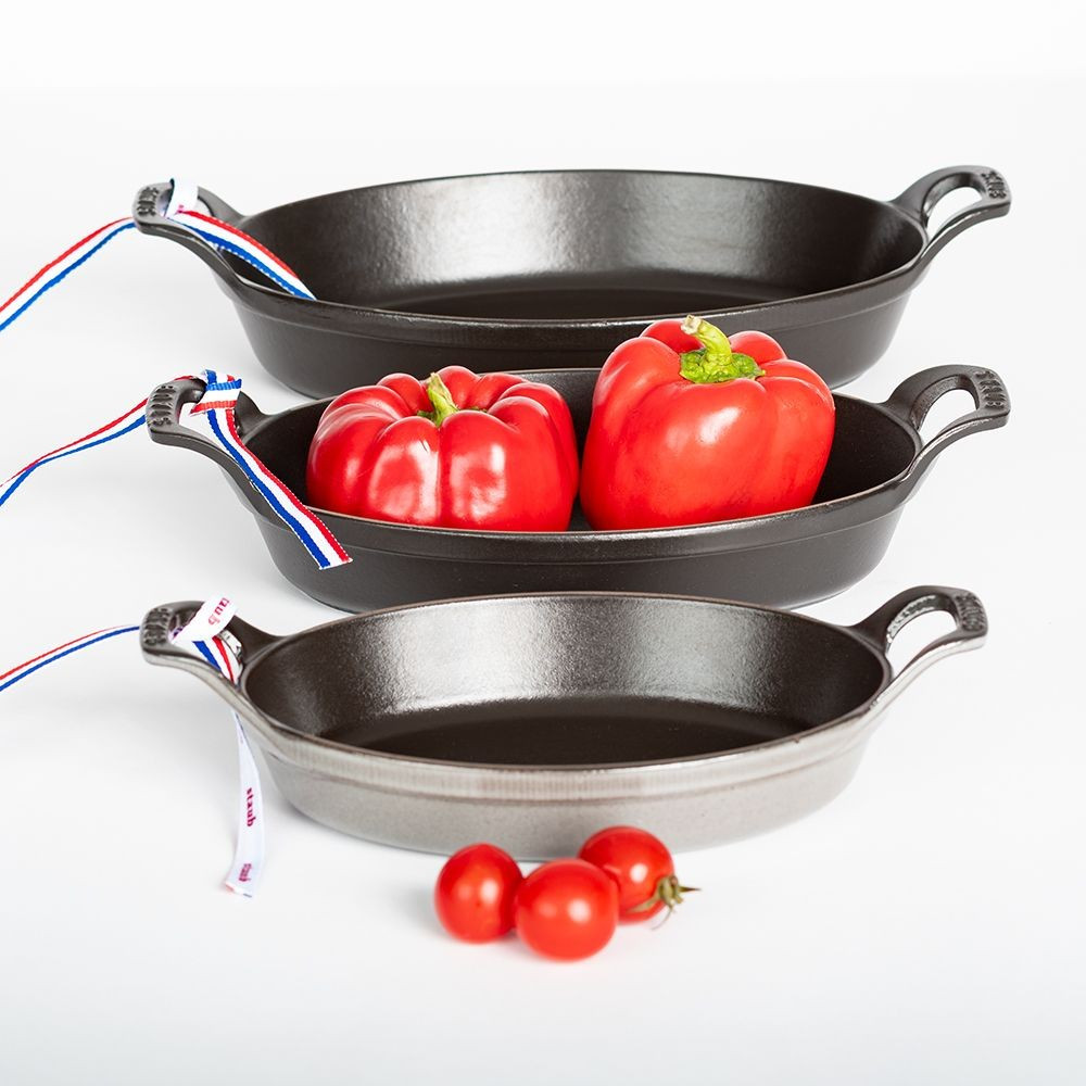 Litoželezna ovalna ponev 28 cm